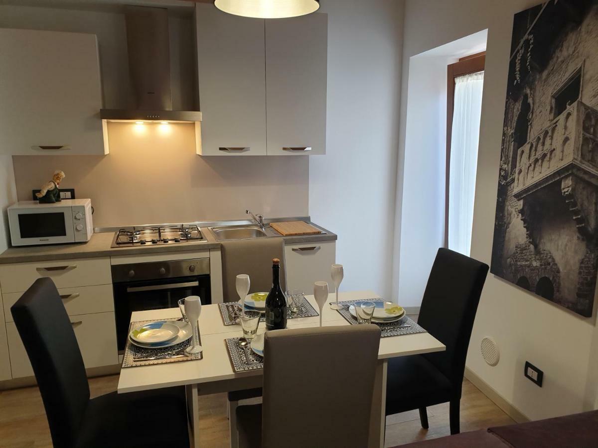 Divina San Zeno Apartment Verona Ngoại thất bức ảnh
